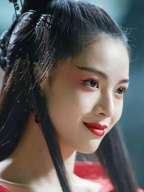 明星甜蜜合照曝光引热议,娱乐圈情侣动态再成焦点